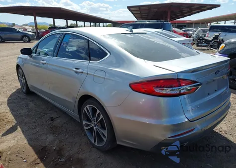 2020 Ford Fusion Titanium z USA, uszkodzony, nr VIN 3FA6P0K92LR118367
